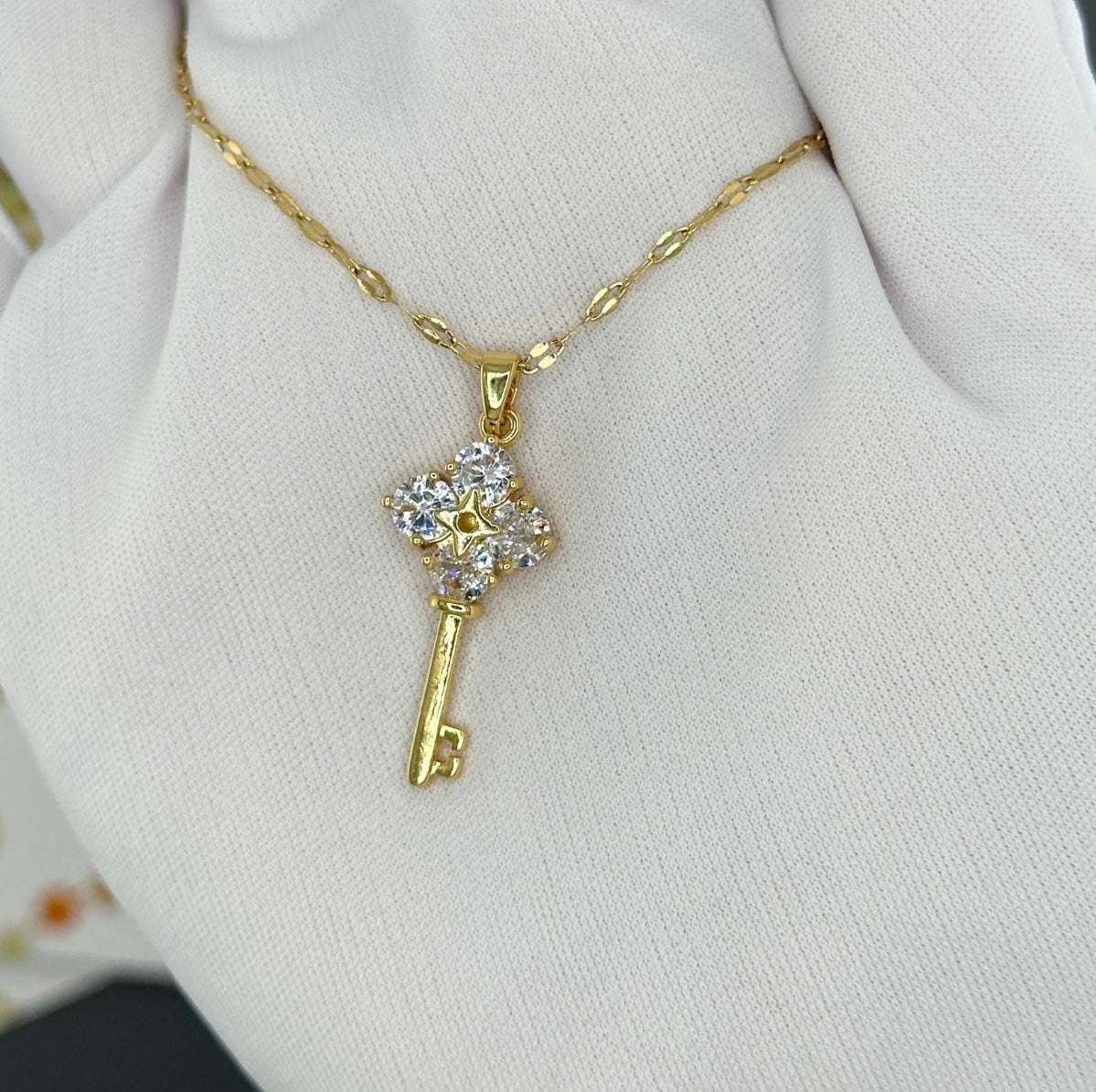 Key Pendant Necklace – 18K Gold Plated